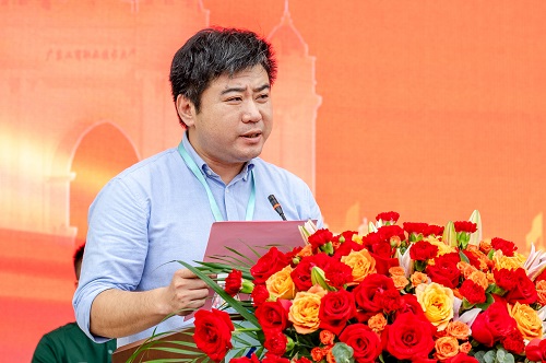 魏益群发言.jpg