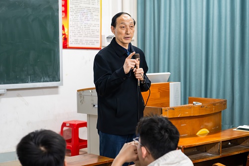 和飞授课.JPG