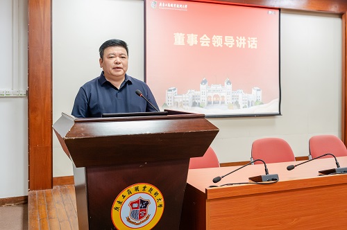 莫秀全讲话.JPG
