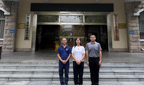 学校红十字会第一届监事会成员.jpg