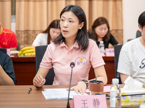 教师代表发言2.jpg