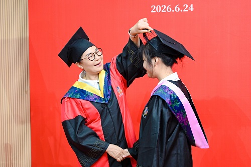 学位授予仪式1.jpg 学位授予仪式1.jpg